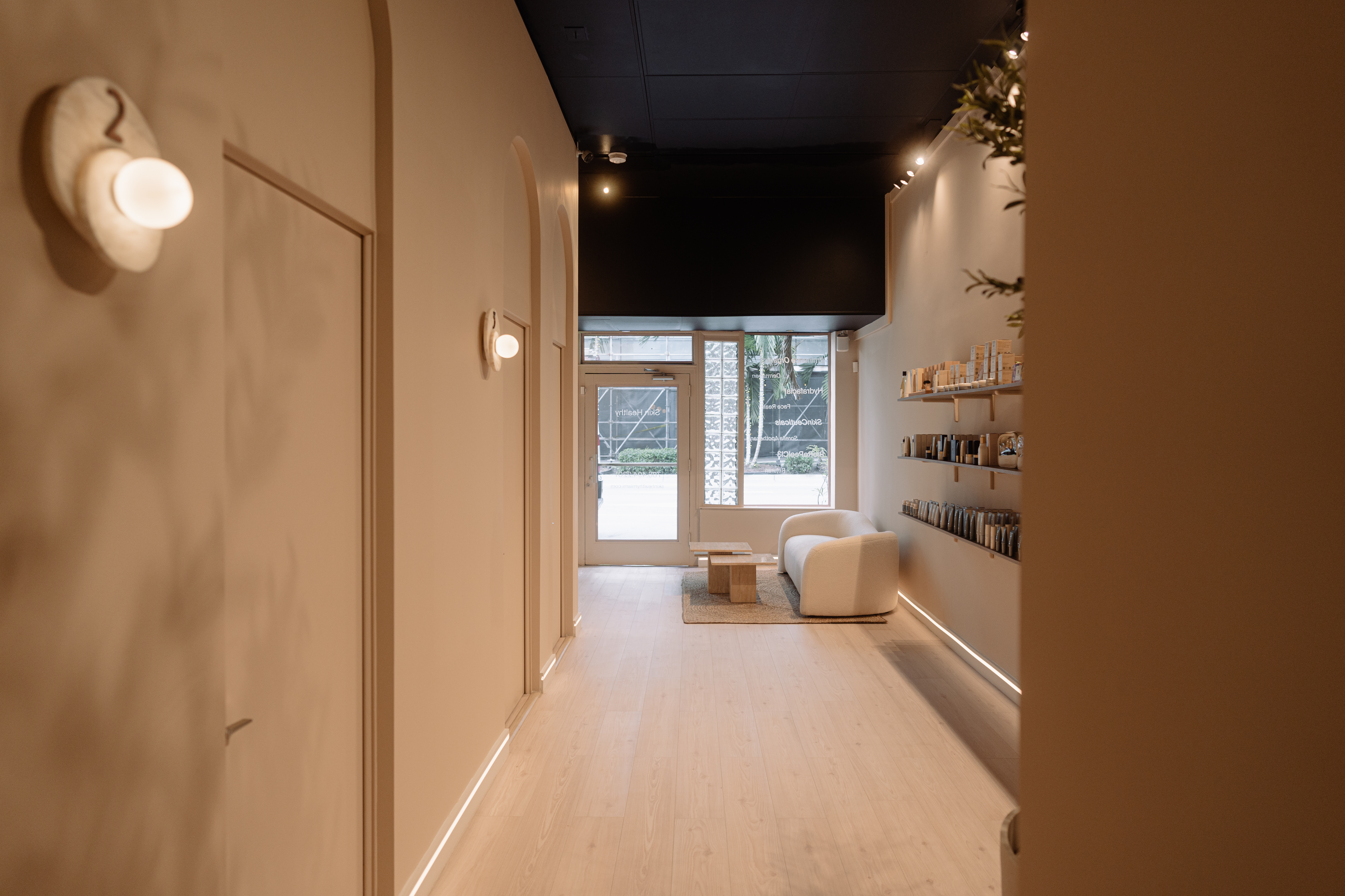 Skin Healthy Miami space 7